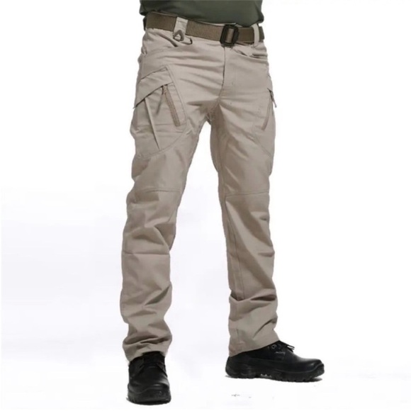 Other - 🔥🆕 tactical tan cargo pants / size : large